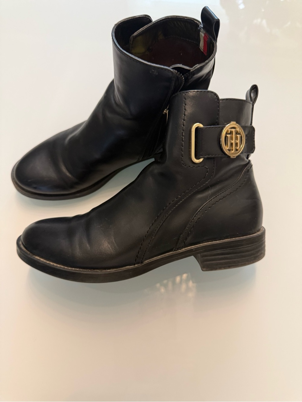 Tommy Hilfiger Black Leather Ankle Boots with Gold Logo Accent